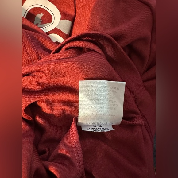 Sport-Tek 46 Climbs 2019 Performance Tee Red Size M - Picture 5 of 5